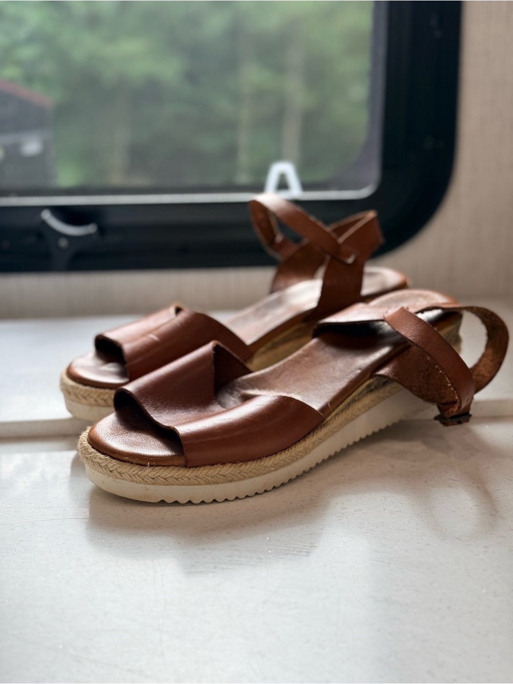 Bertuchi Brown Leather Espadrille Wedge Sandals Made in Spain EU 40 US 9.5